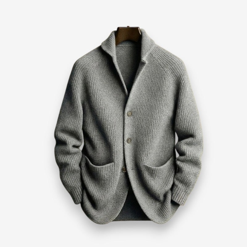 Ryan – Long Sleeve Sweater with Button Closure and Pockets