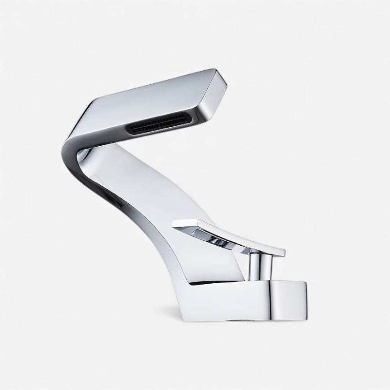 FlowLine – Moderne Gebogen Kraan voor Soepele Waterstroom Velani