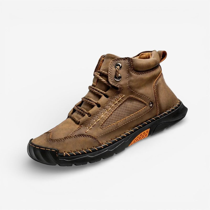 Leo – Round Toe Sneaker with Adjustable Laces