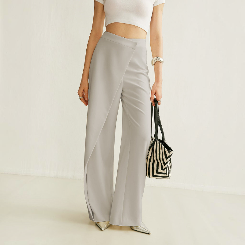 Ladies' Relaxed Fit Wide Leg Jeans
