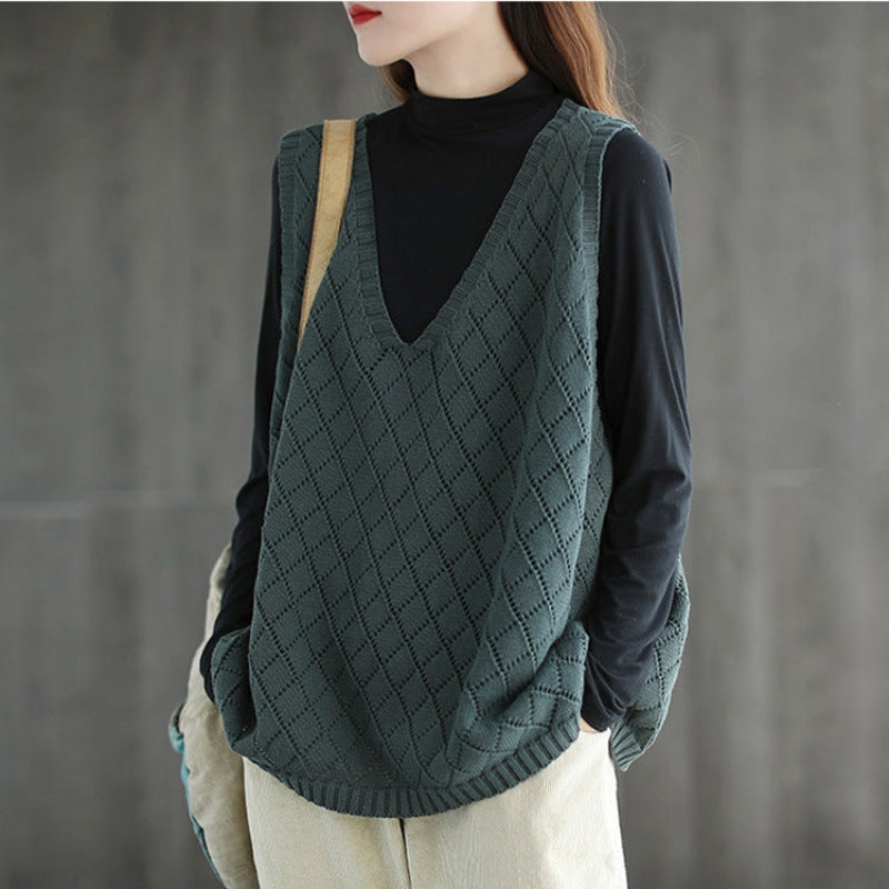 Ava – V Neck Sweater with Zigzag Pattern