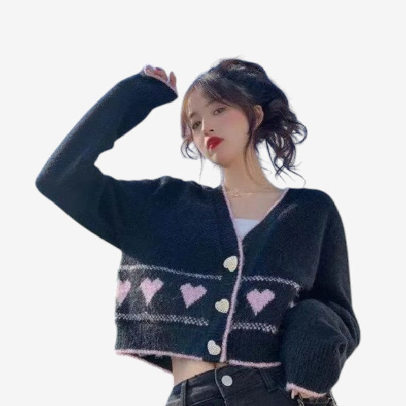 Luna – Long Sleeved Sweater with V-Neck and Button Closure