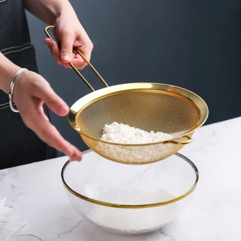 CleanSift – Round Sieve with Handle
