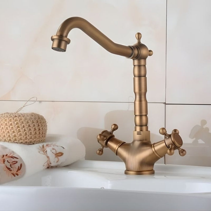 AquaFlow – Badkamer Kraan met Dubbele Handgrepen Velani