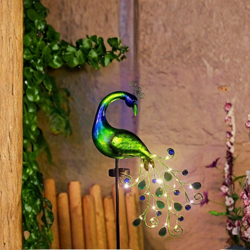 LumaFeather – Decorative LED Garden Lamp with Peacock Statue