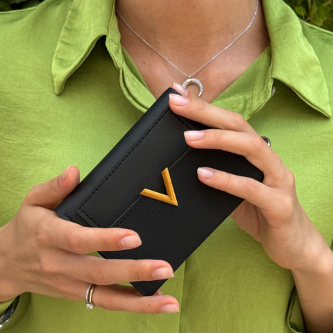 Ava – Women's Wallet with Multiple Compartments