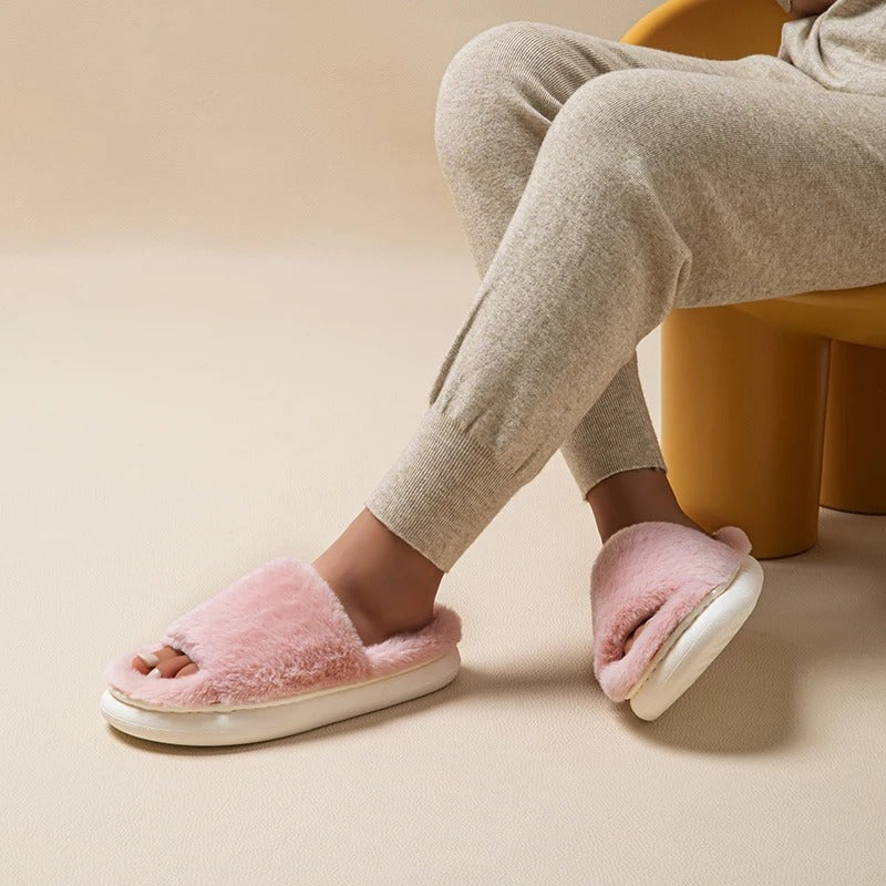 Mia – Slippers With Non Slip And Faux Fur Design