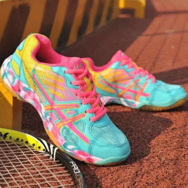 StrideFlex – Sneakers with Adjustable Laces and Round Toe