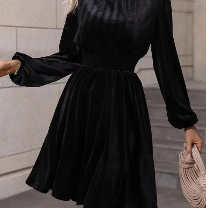 Kathleen - Lange Mouwen Turtleneck Jurk met Knie-lengte Velani