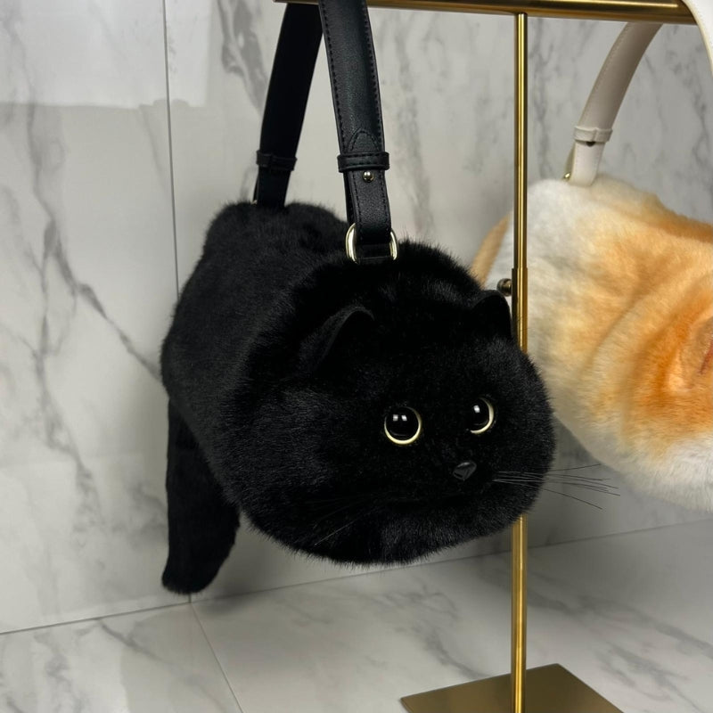 FelineAura – Decorative Handbag with Cat Sculpture Design