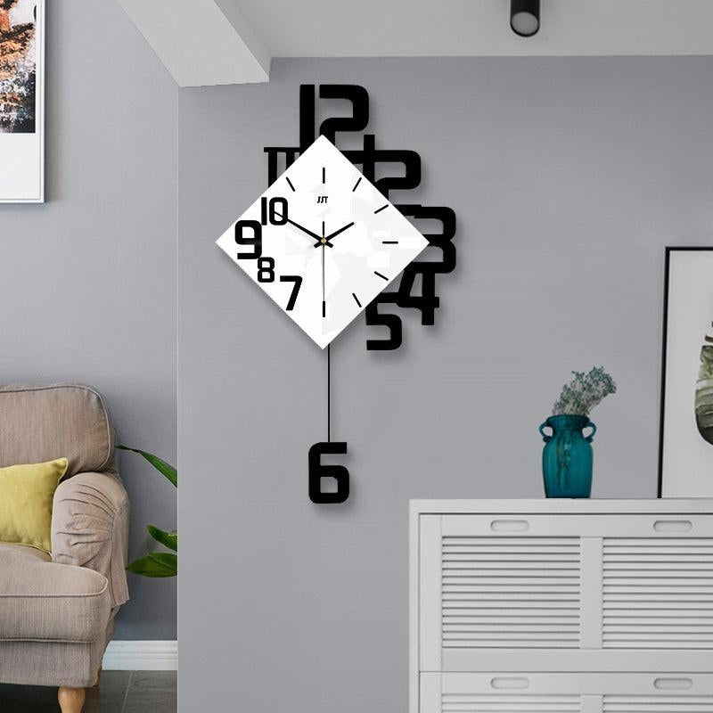 TempoSwing – Decoratieve Vierkante Wandklok met Pendule Ontwerp Velani
