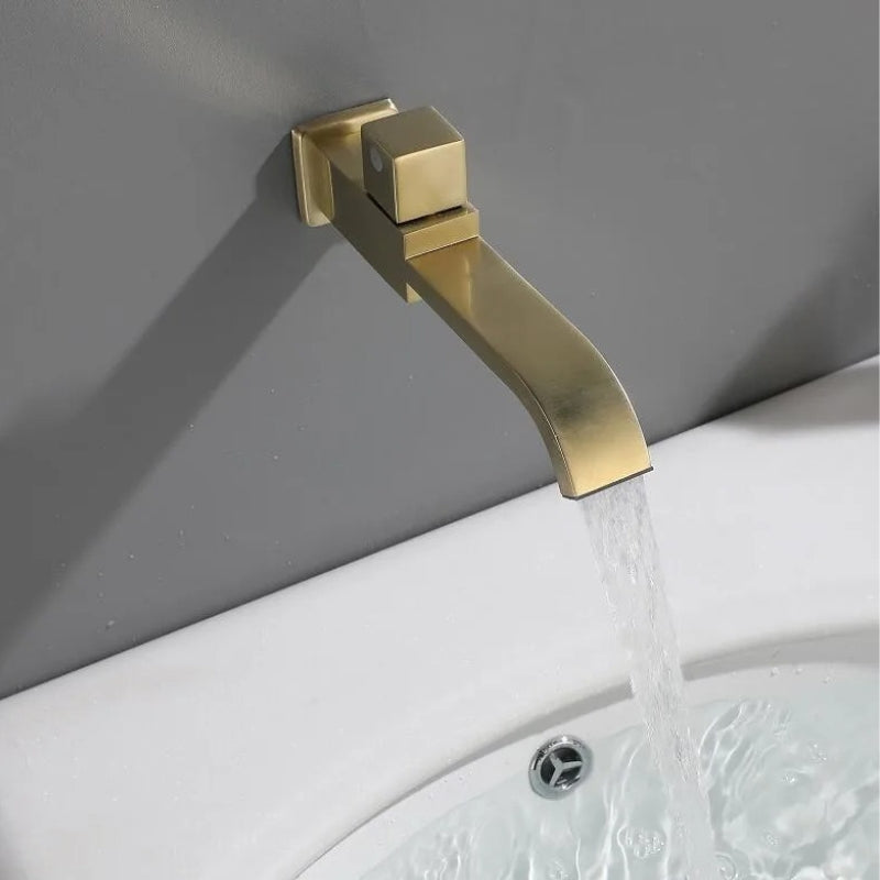 AquaFlex – Wall-Mounted Faucet with Curved Spout & Adjustable Design