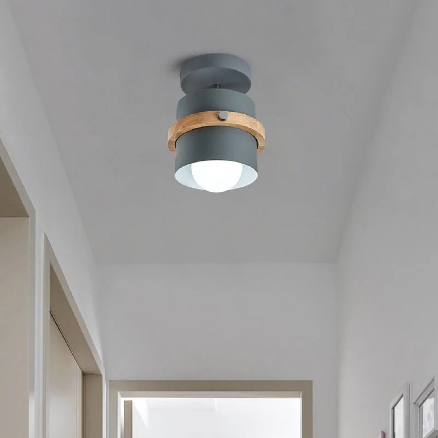 SpinLux – Rotating Ceiling Lamp