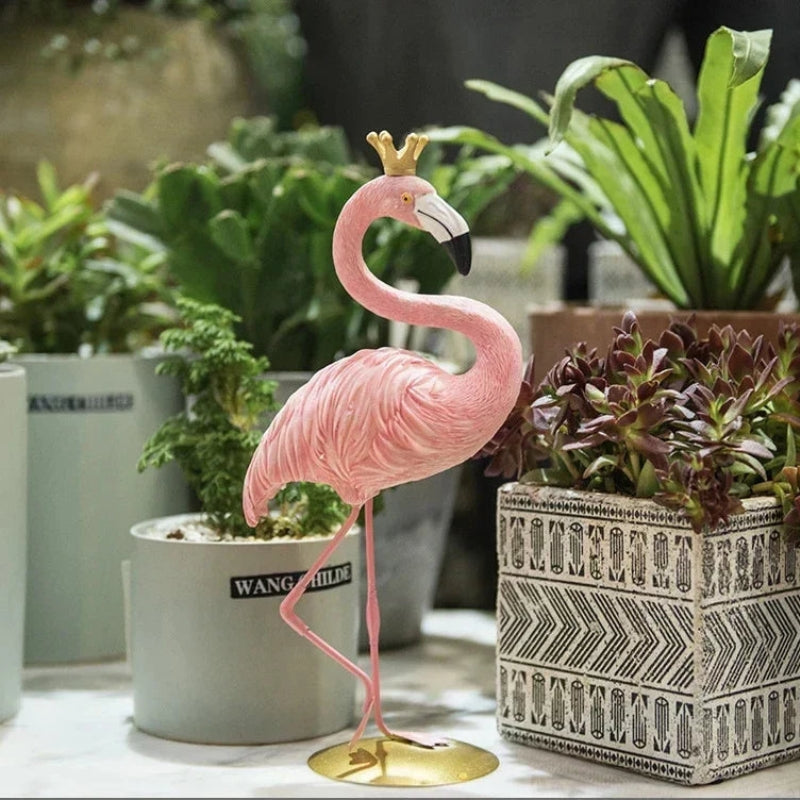 LumaNest – Decorative Ornament with Flamingo Figure