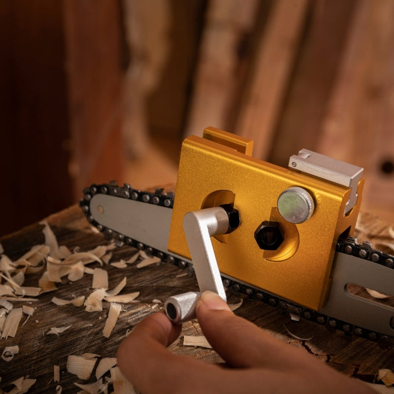SharpMax – Portable Chainsaw Sharpener with Adjustable Design