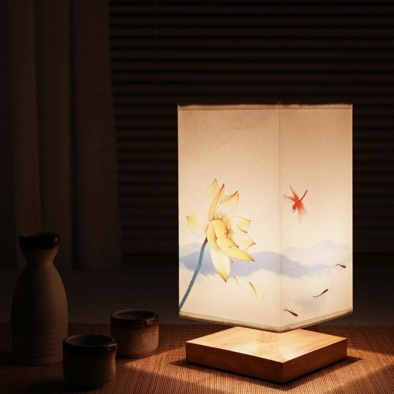 LumaFlora – Decorative LED Table Lamp with Floral Print