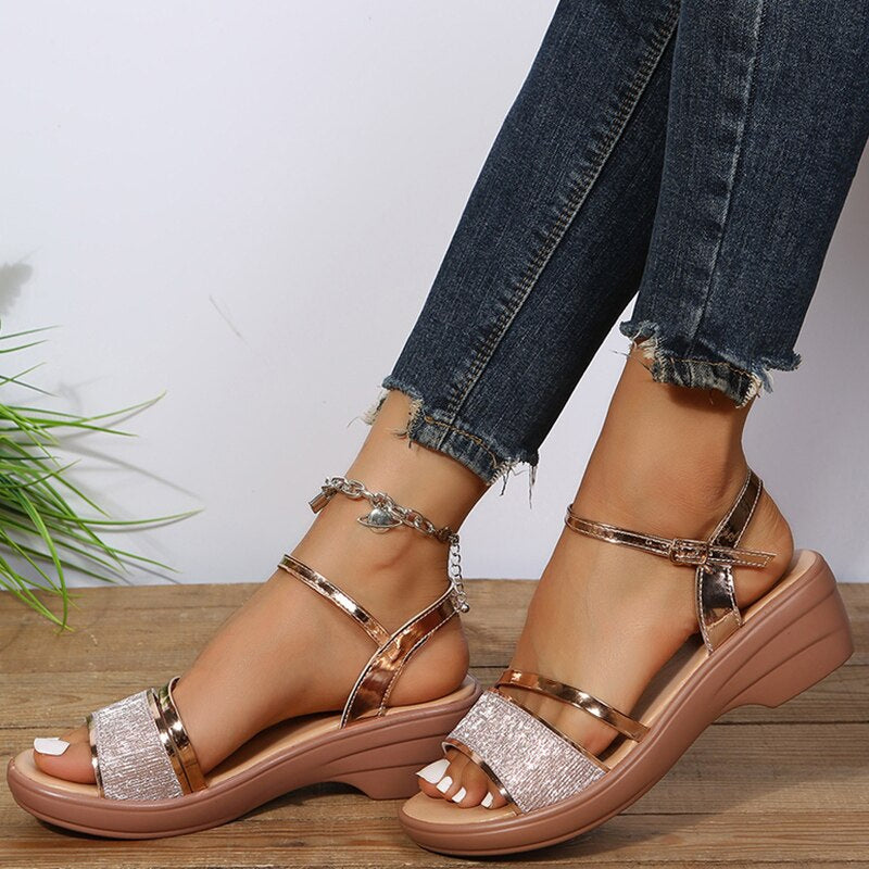 Nancy – Sandalen met Verstelbare Band en Antislip Zool Velani