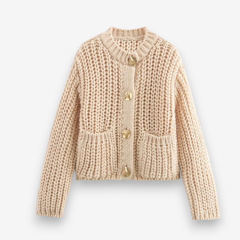 Olivia – Long Sleeve Sweater with Button Closure and Pocket Design