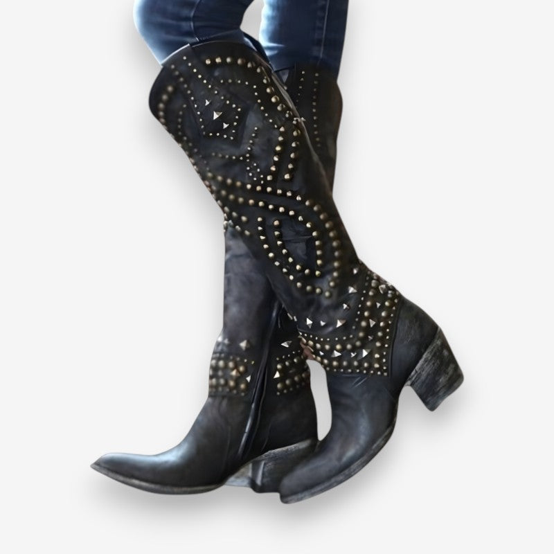 Isabella – Knight Boots With Round Toe And Printed Design