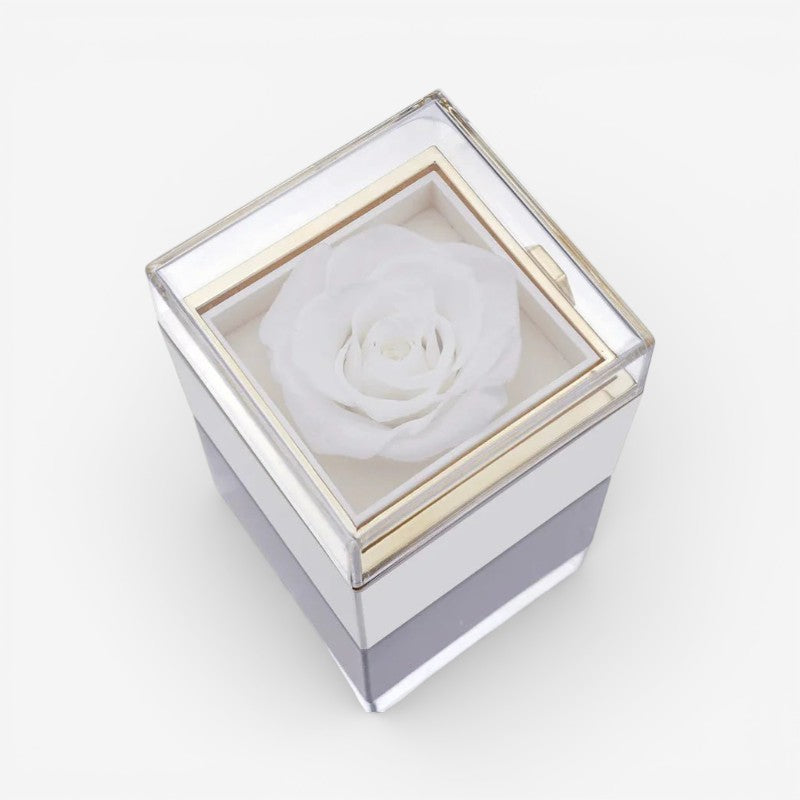 Rose Box with Heart Pendant Necklace