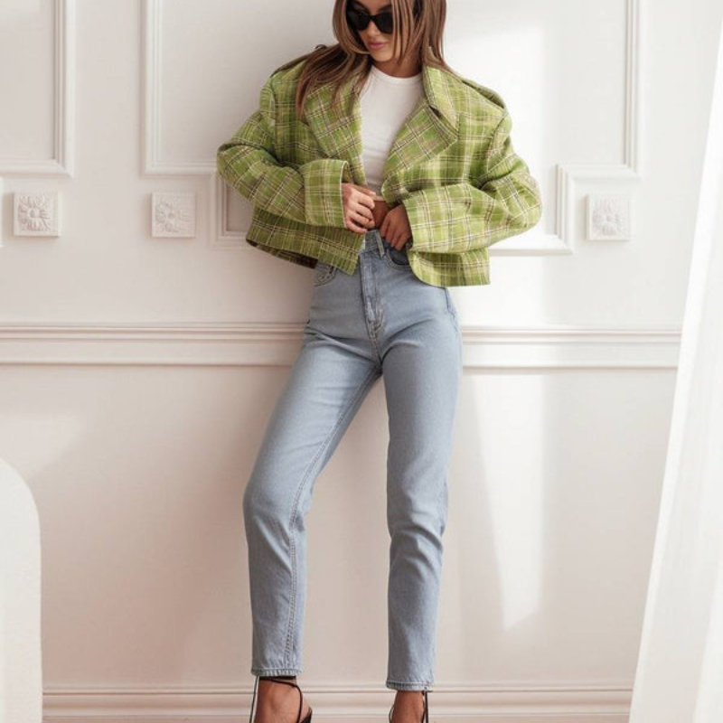 Amelia – Long sleeve coat with notched collar