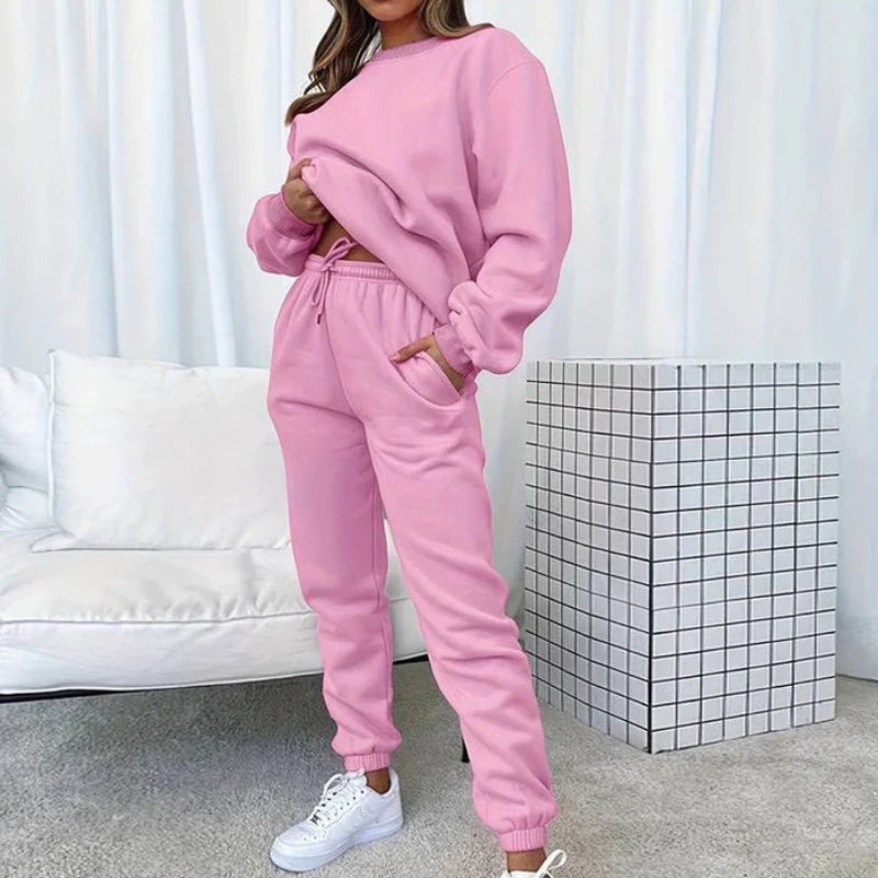 Isabella – Tweedelige set met top met lange mouwen en trekkoordbroek Velani