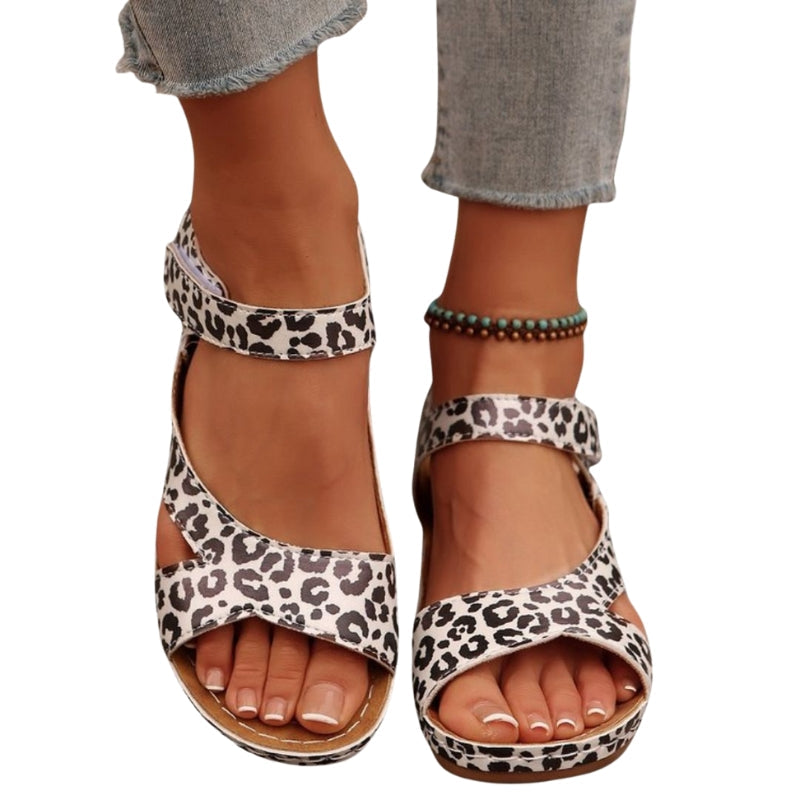 Amelie – Sandalen met Dikke Zool en Verstelbare Bandjes Velani