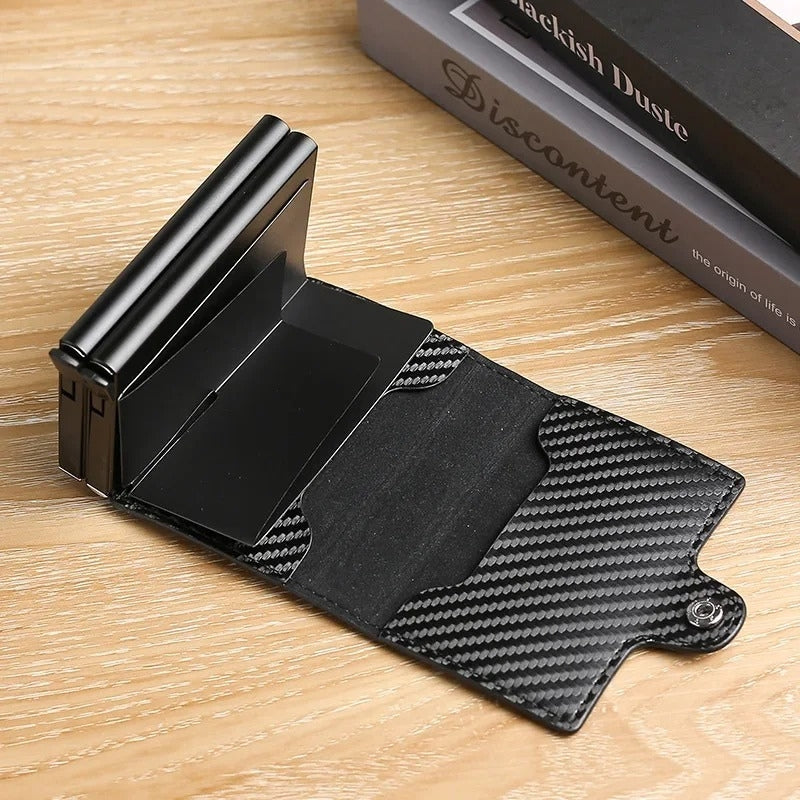 Mia – Decorative wallet with button closure