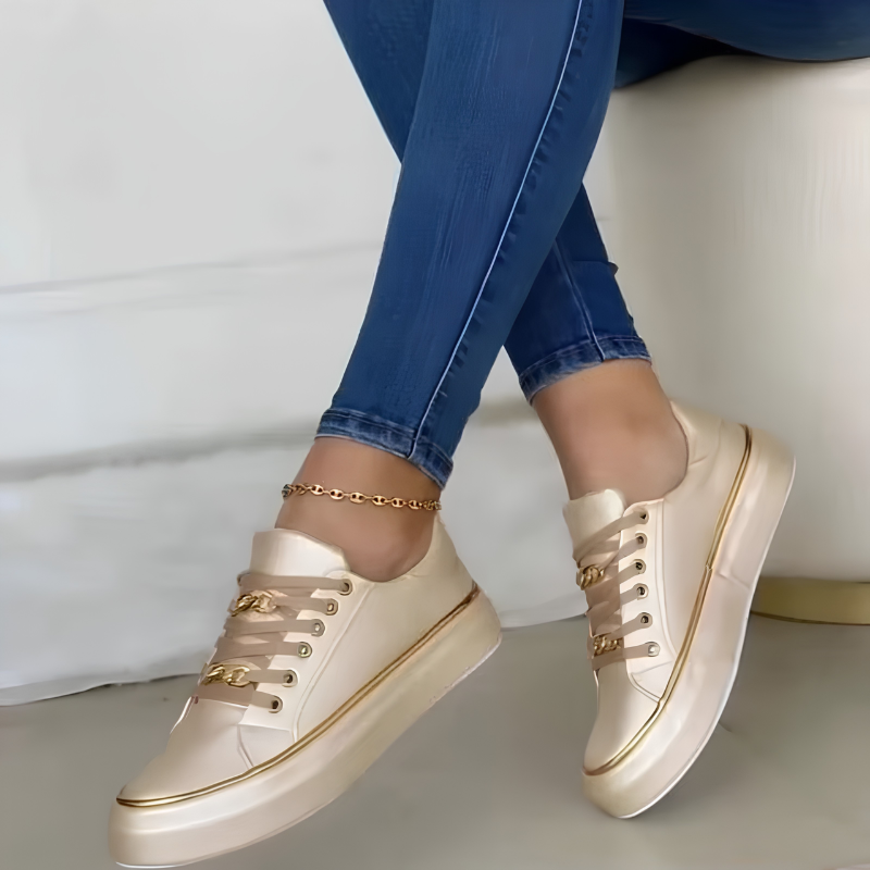 Women's Chain Lace-Up Round Toe Sneakers