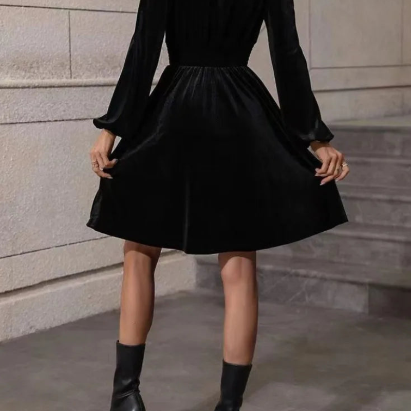 Kathleen - Lange Mouwen Turtleneck Jurk met Knie-lengte Velani