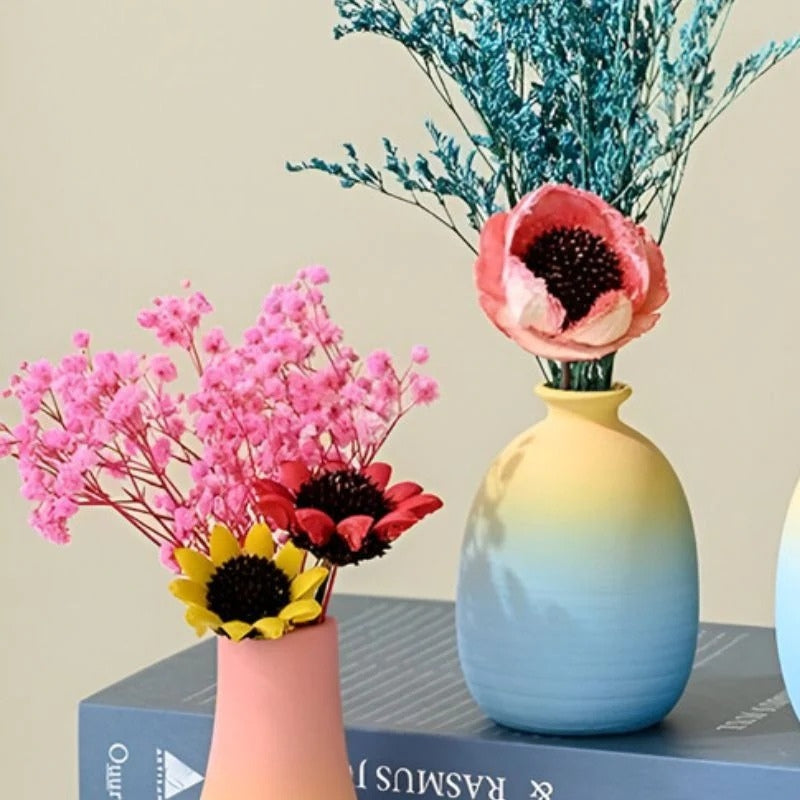 StrucTura – Decorative Vase with Geometric Design