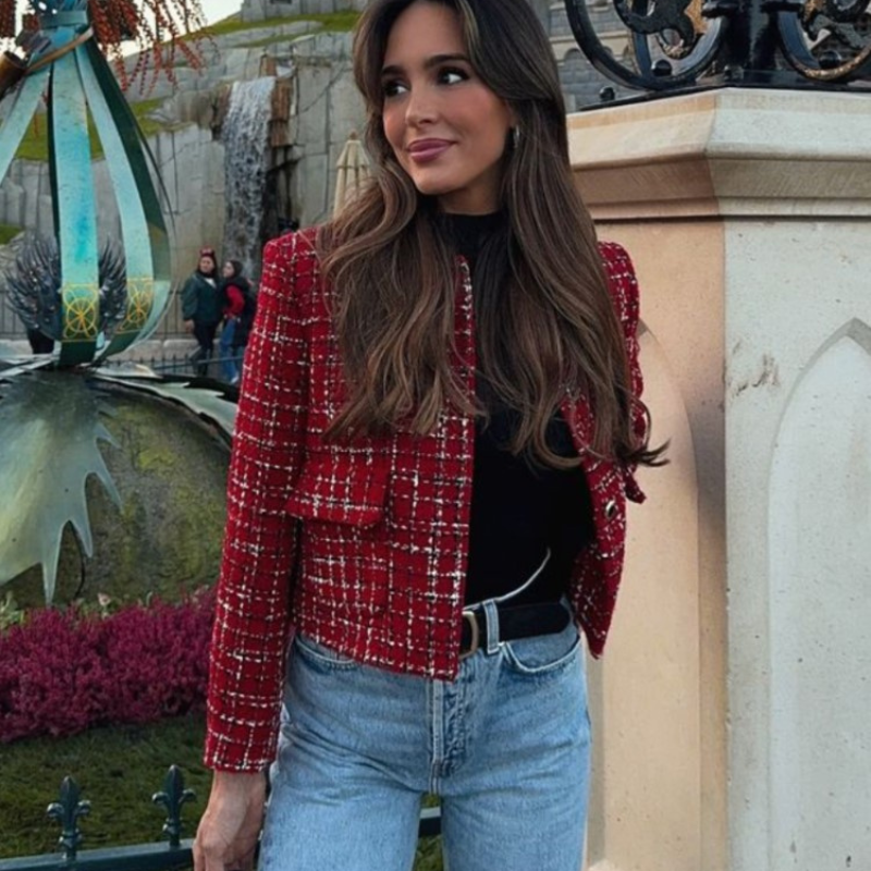 Sophia – Long sleeve jacket with button closure and pockets