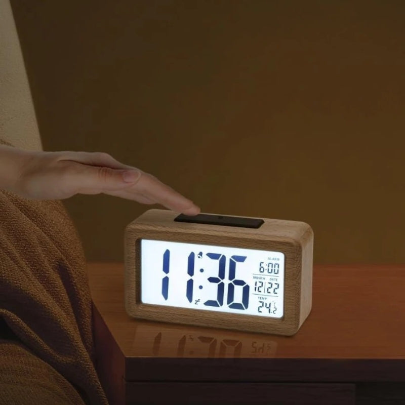 TimeGlow – Desk Side Alarm Clock with clear numeric display