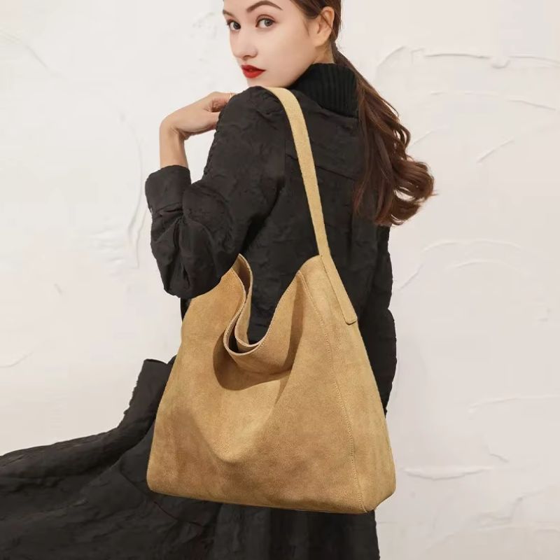 Women’s Crossbody Zipper Closure Bag