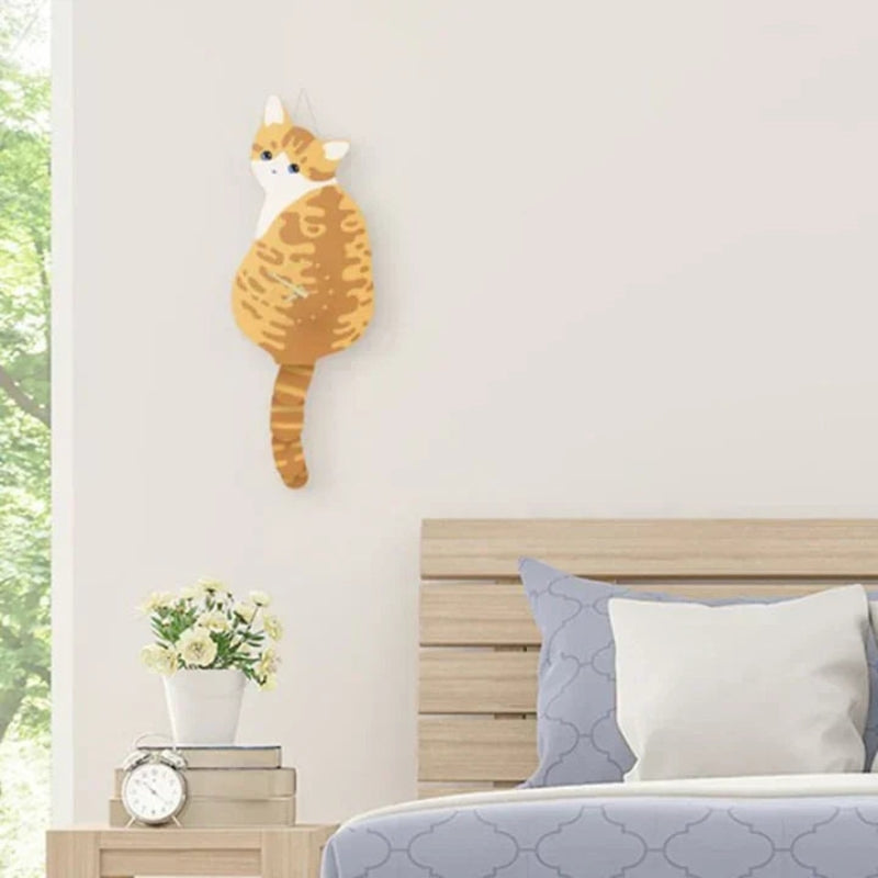 PurrTime – Cat Wall Clock with a Wiggling Tail for Playful Decoration
