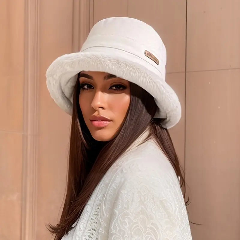 Laura  – Thickened bucket hat with inner lining wide brim
