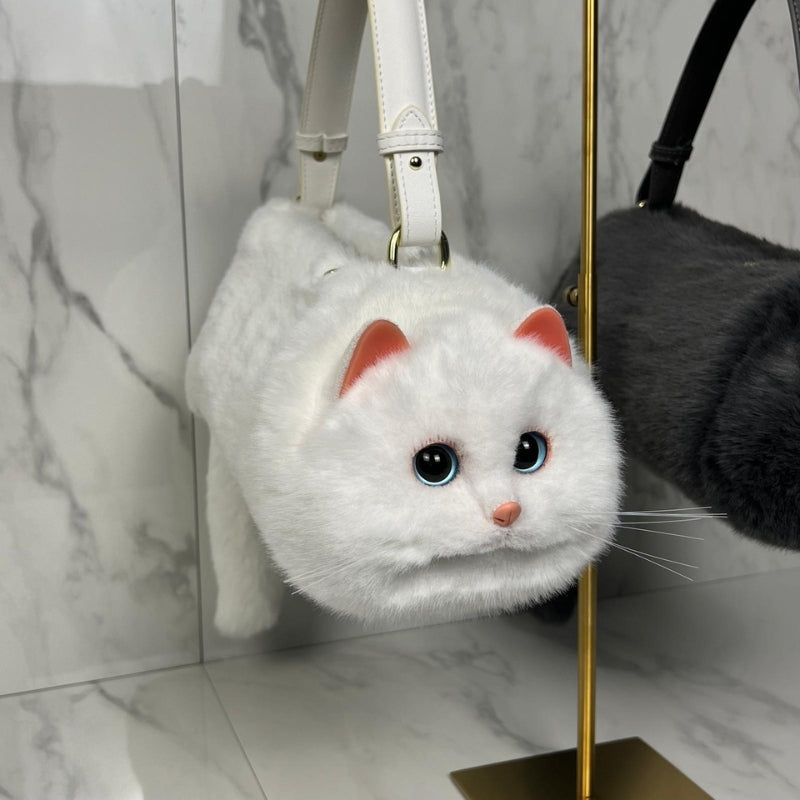 FelineAura – Decorative Handbag with Cat Sculpture Design