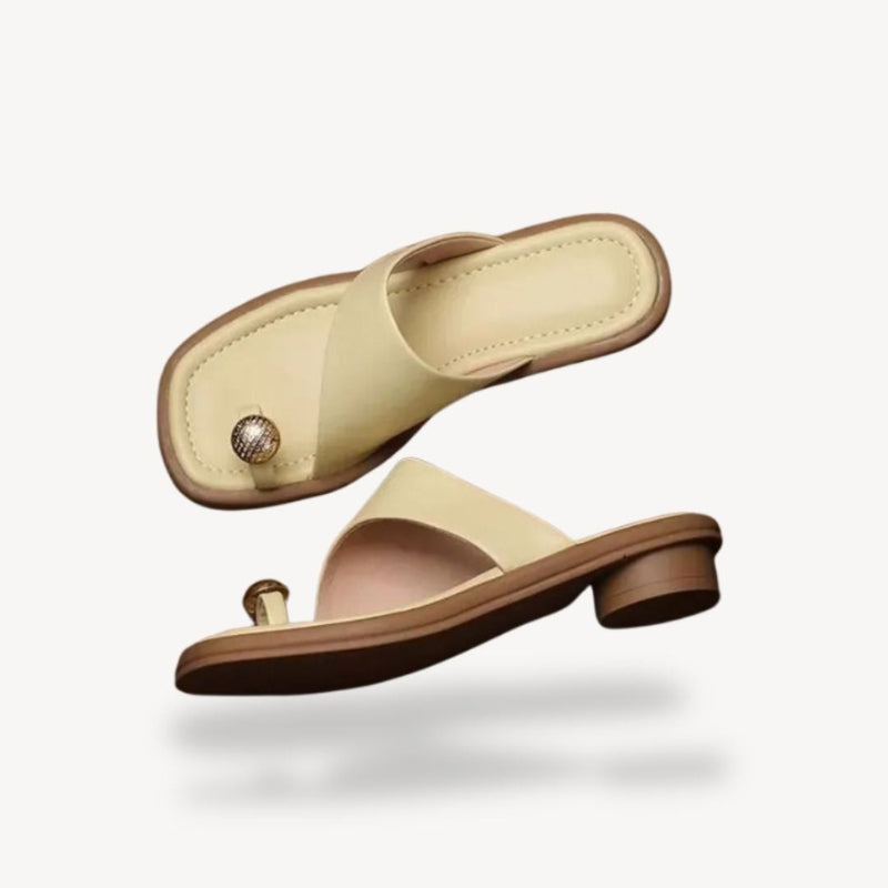 Valerie – Sandalen met Open Teen en Dikke Hak Velani