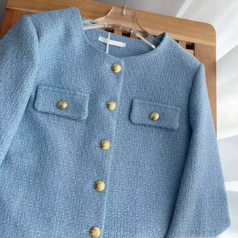 Grace – Jas met Lange Mouwen Knopen Ronde Hals en Zakken Velani