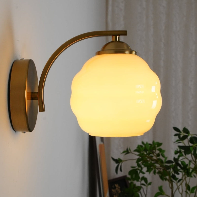 GlowArc – Ronde LED Wandlamp met Gebogen Stand Ontwerp Velani