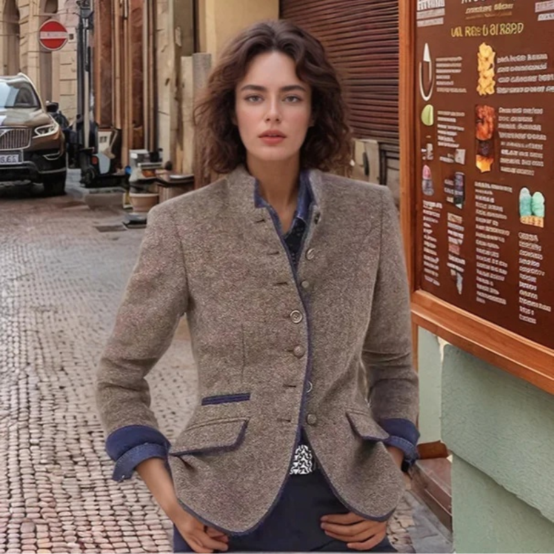 Chloe – Meerdere Knoop Jas met Lange Mouwen en Zakken Velani