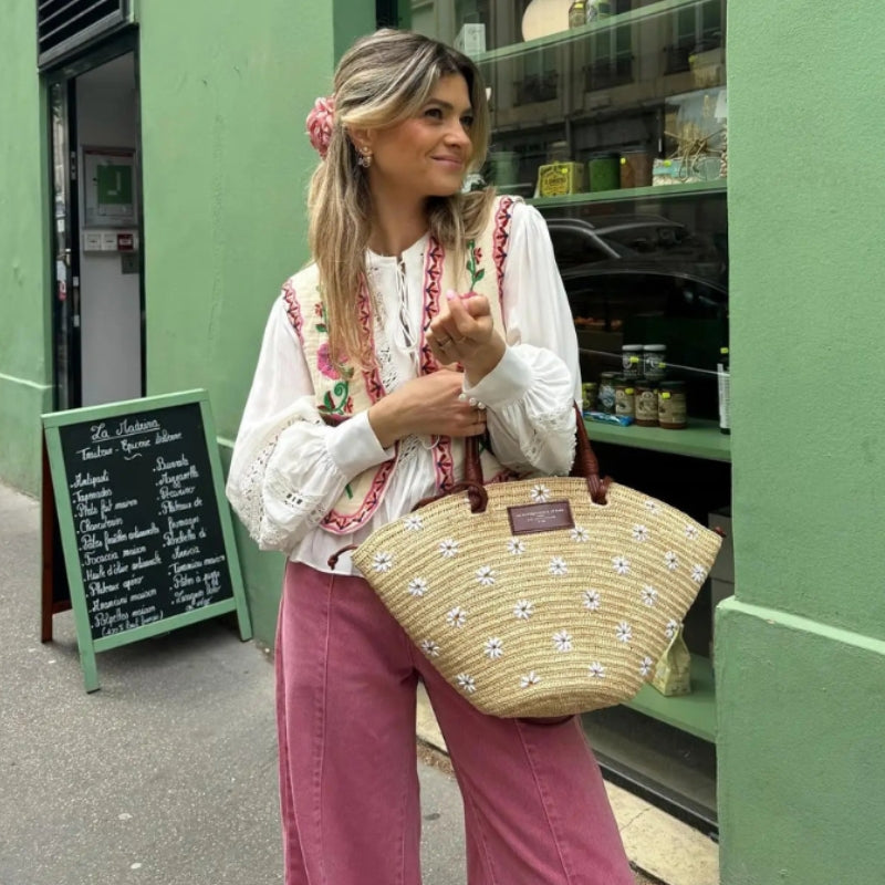 Amara – Sleeveless Vest with Floral Printed Design