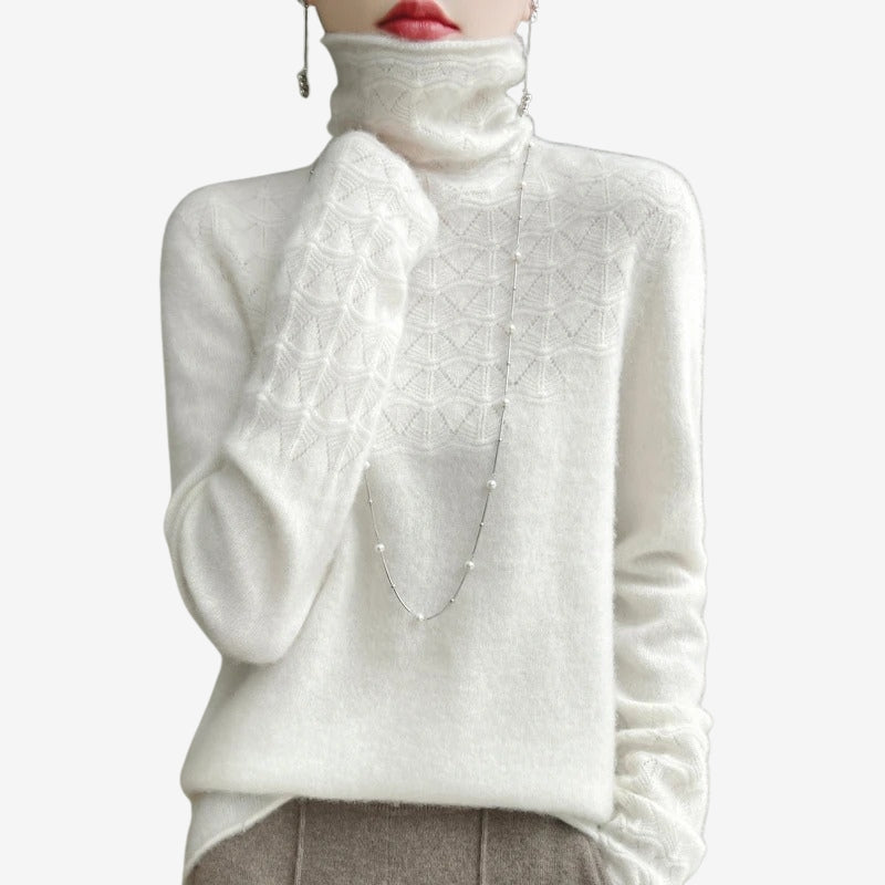 Ella – Long Sleeve Sweater with Round Neck