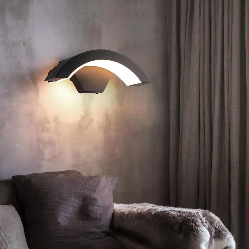 LumaCurve – Wall Lamp with Curved Arm & Half-Moon Shade