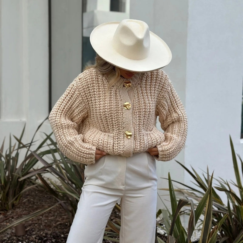 Olivia – Long Sleeve Sweater with Button Closure and Pocket Design