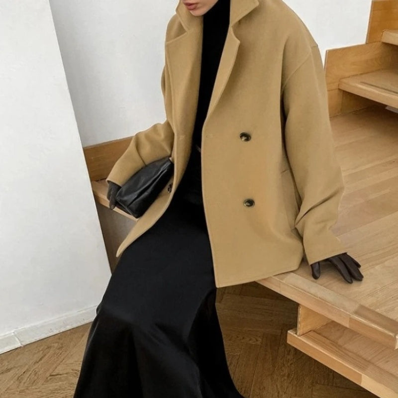 Liana – Long Sleeve Coat with Collar Down and Button Closure