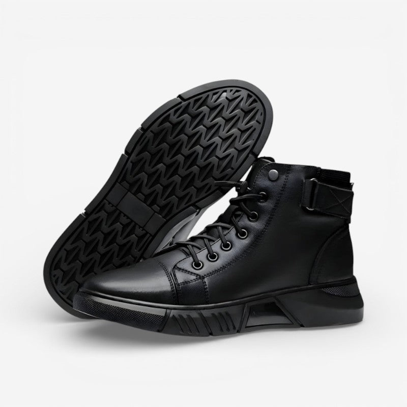 Jack – Adjustable Laces Boots with Anti Slip Grip