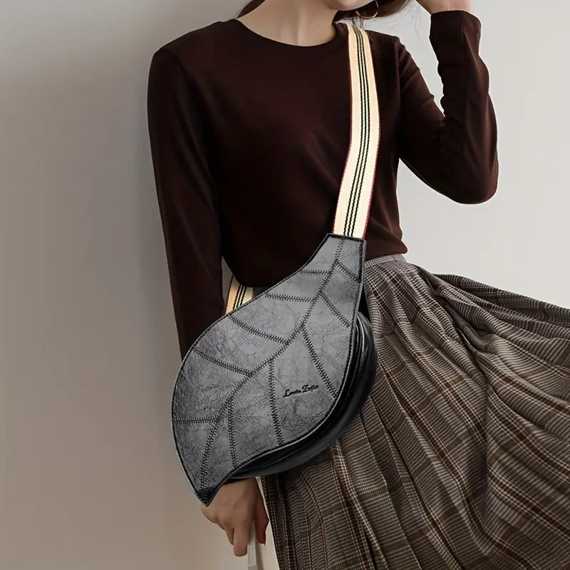 Greta – Schoudertas met brede band en bloembladontwerp Velani