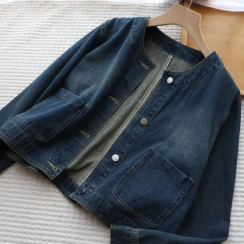 Autumn – Jas met Lange Mouwen, Knoopsluiting, Ronde Hals en Zakken Velani