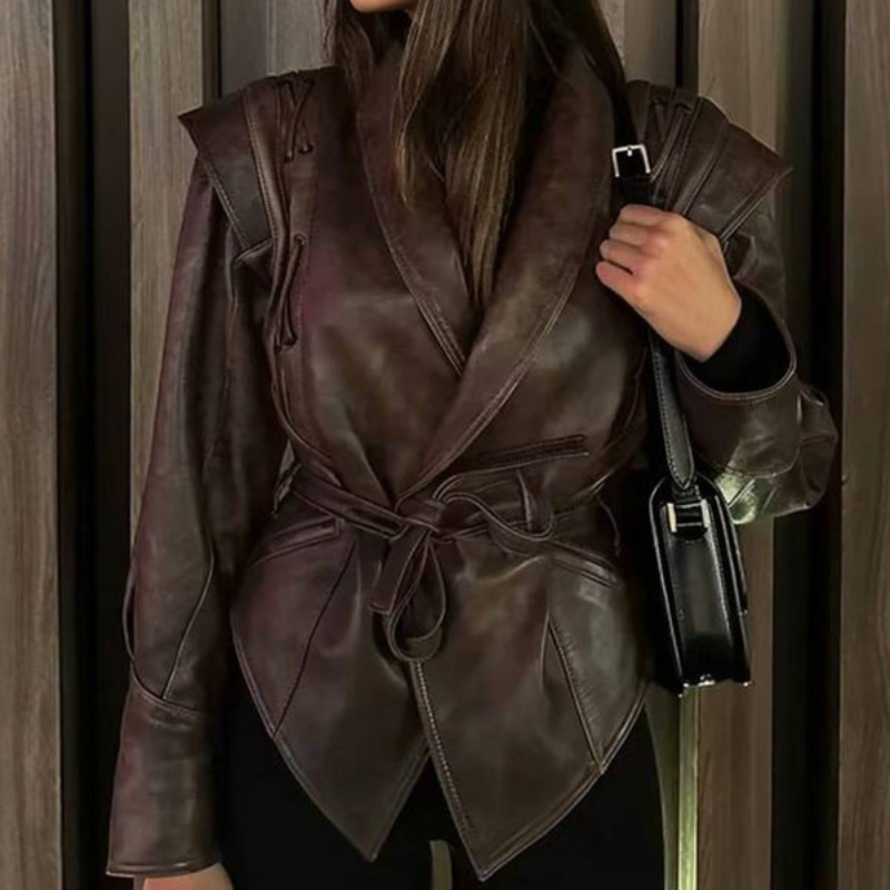 Ava – Chaqueta de manga larga con cuello con muescas y cinturón ajustable